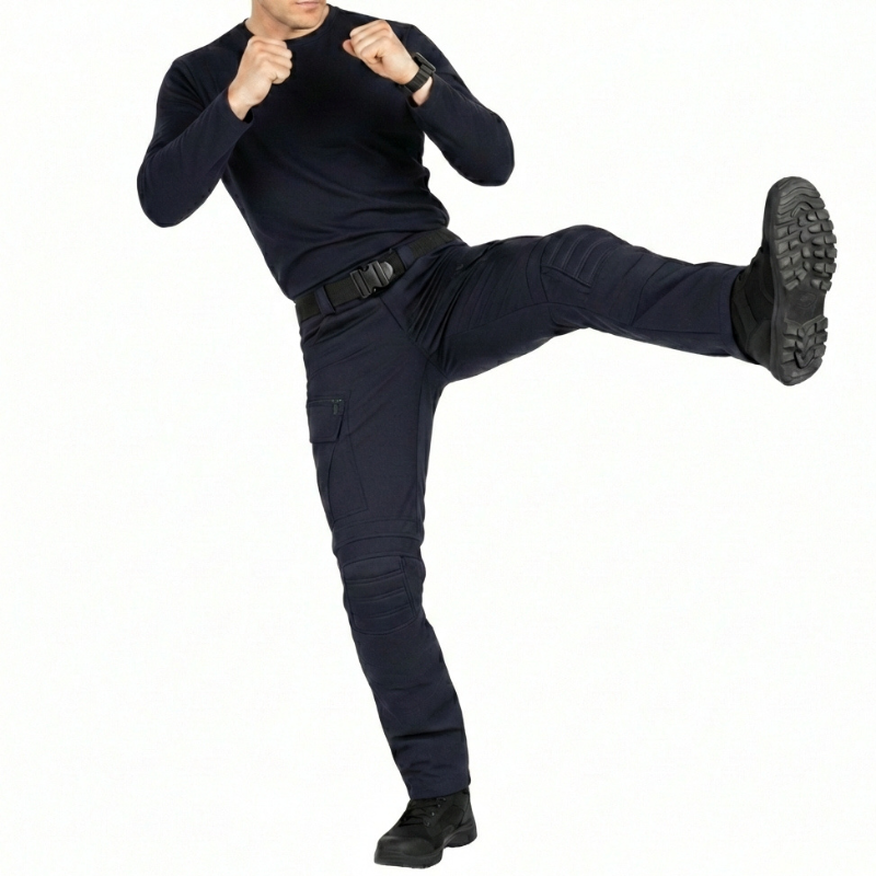 Tactical combat trousers with knee pads