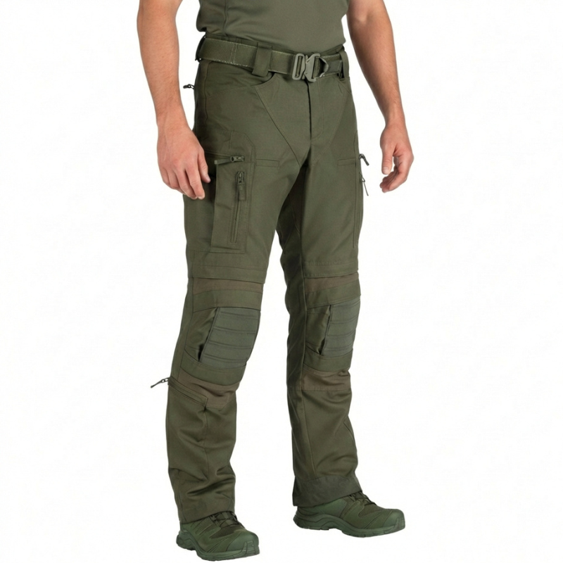 Tactical combat trousers with knee pads