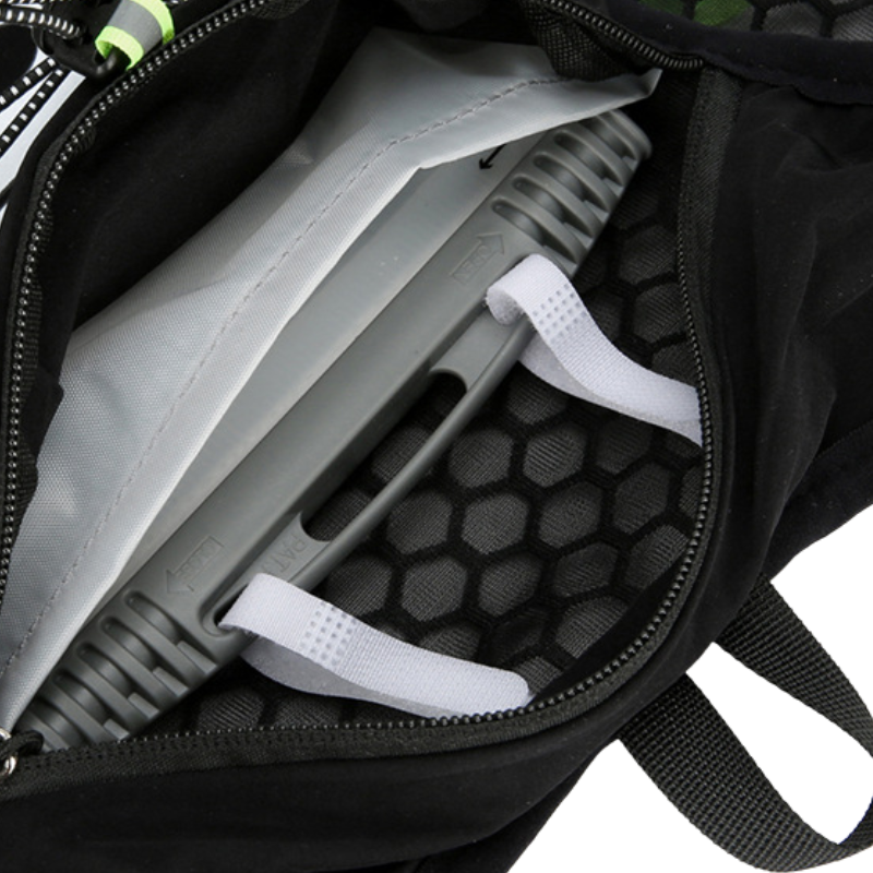 Running hydro pack hiking