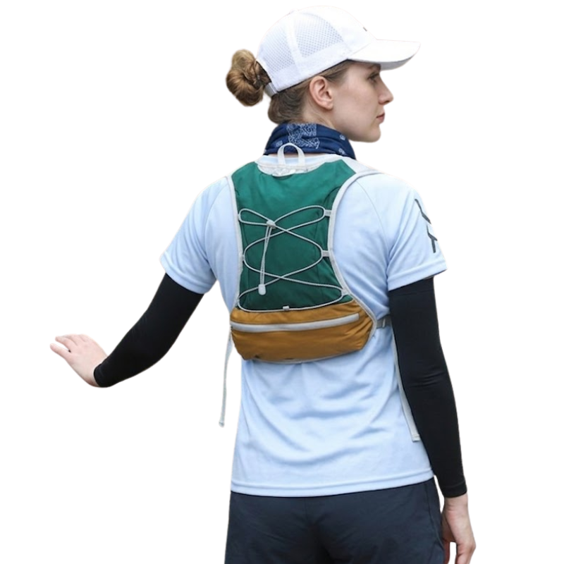 Running hydro pack trekking