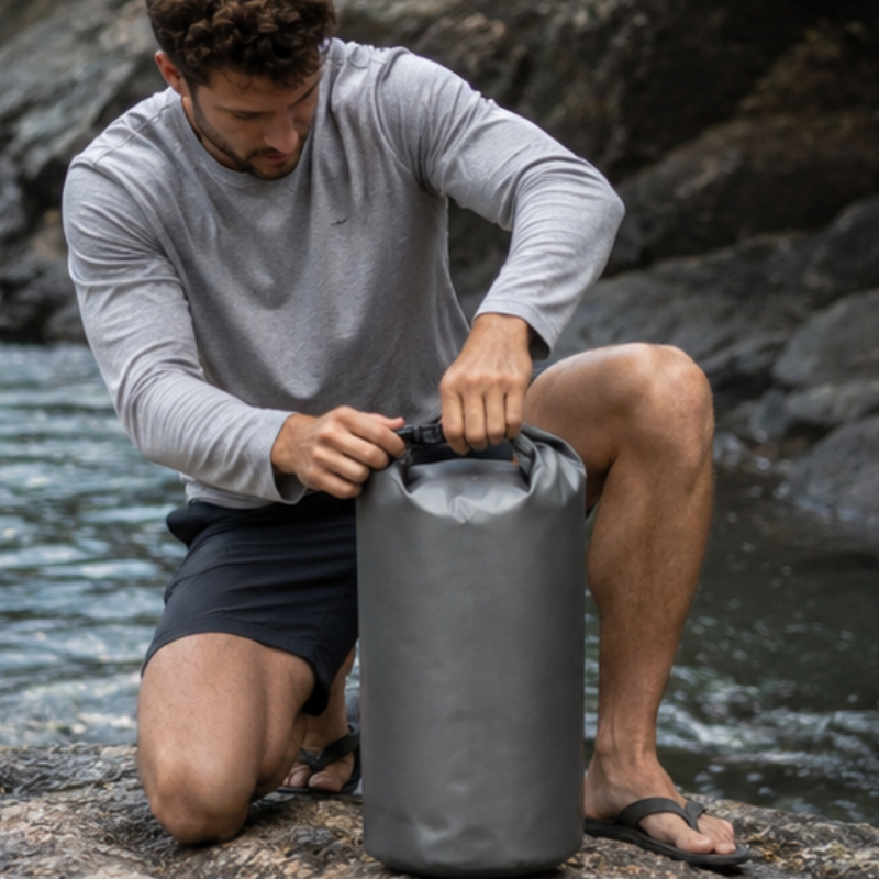 Lightweight drybag