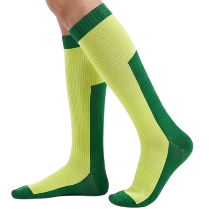 Water-repellent long socks