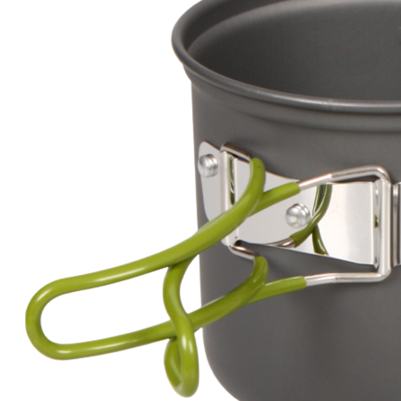 Nesting camping pots and pans