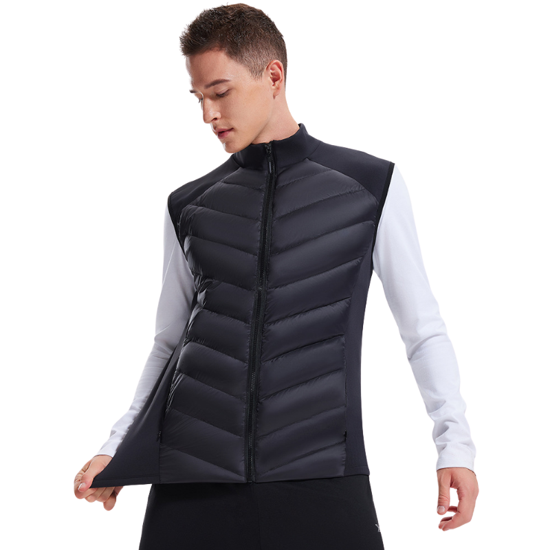 Down vest trekking