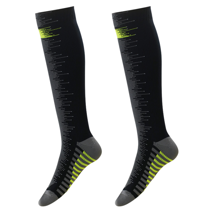 Water-repellent long socks