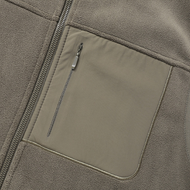 Mens fleece gilet three zipped pockets