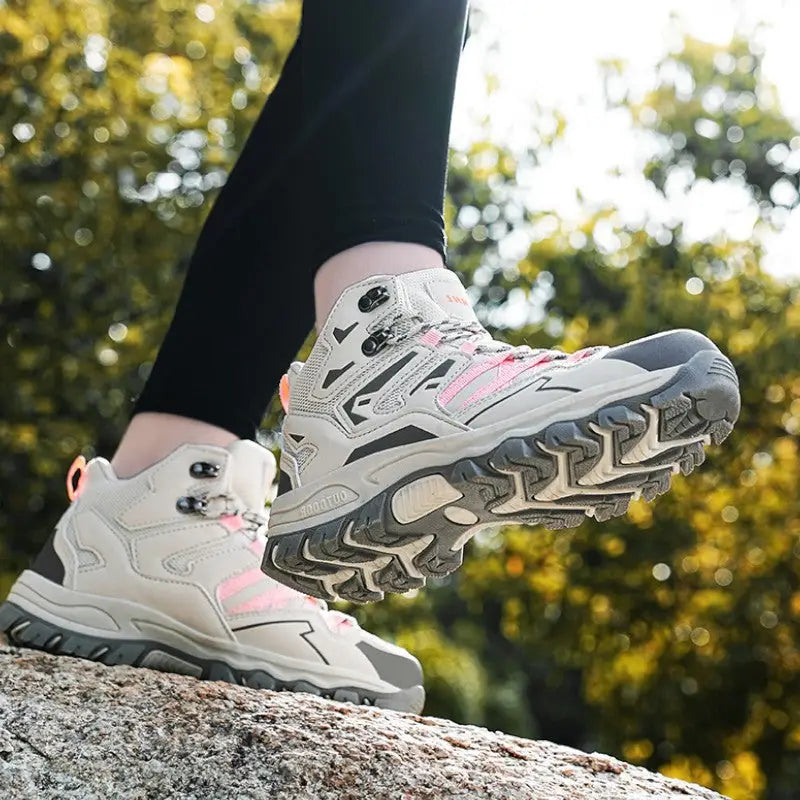 Basket randonnée tropique femme