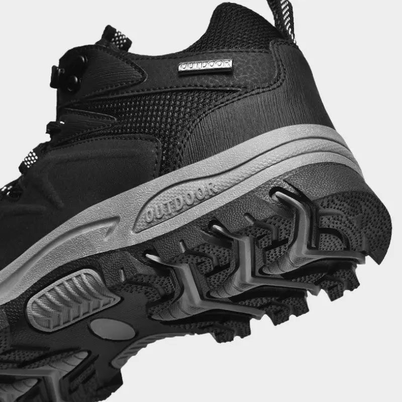 Baskets randonnée noires