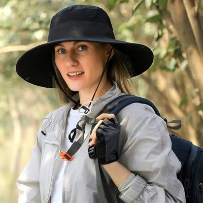 Black bush hat for women