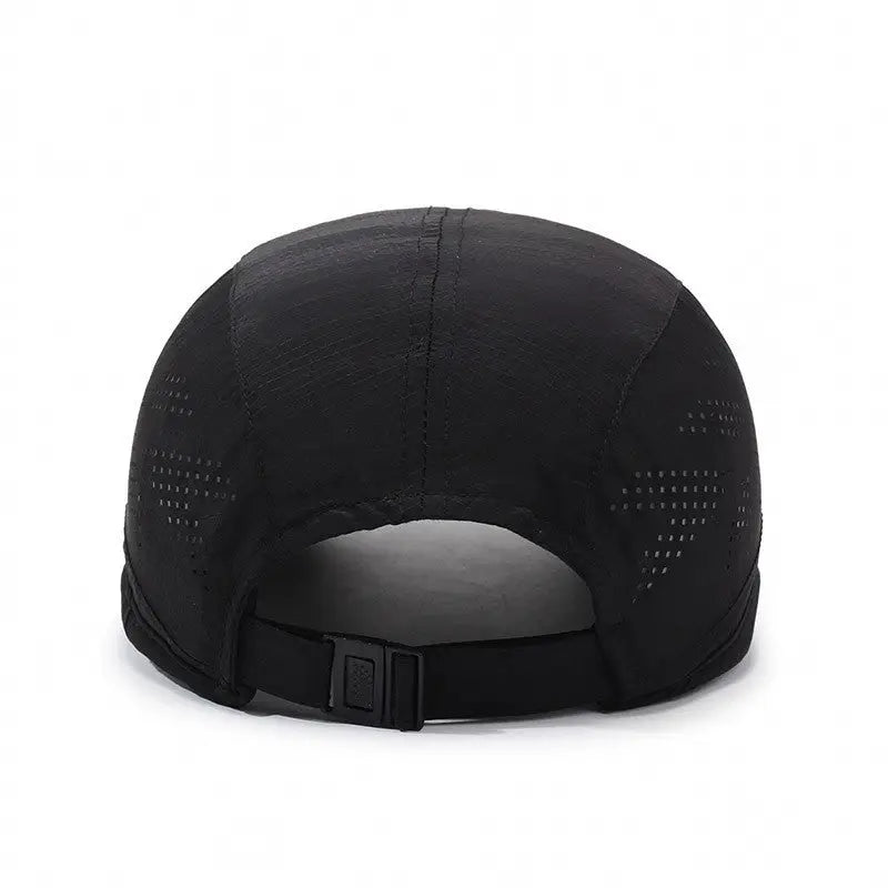 Casquette noir randonnée