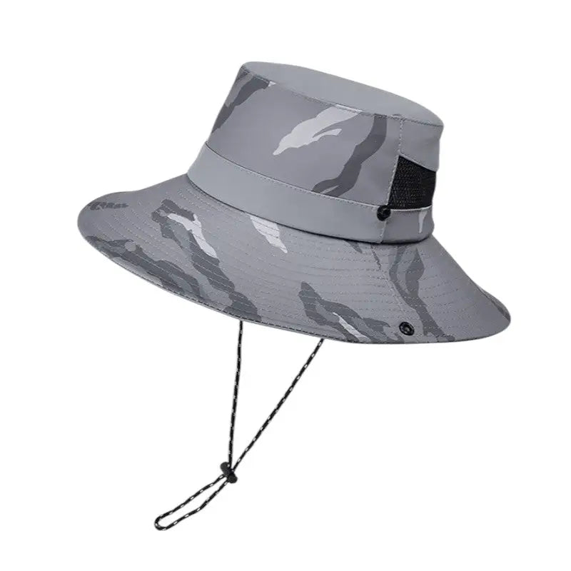 Chapeau randonnée avec aération latérale