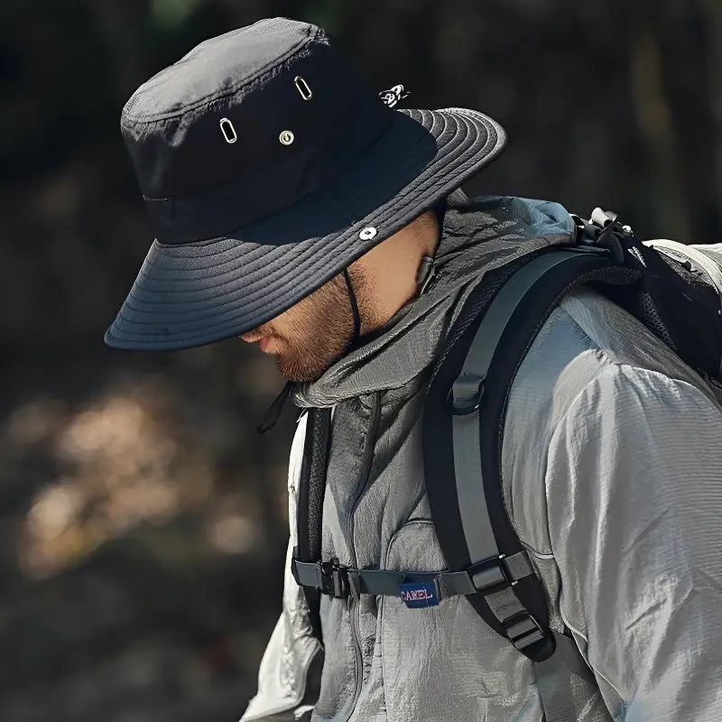 Chapeau randonnée pour montagne et forêt