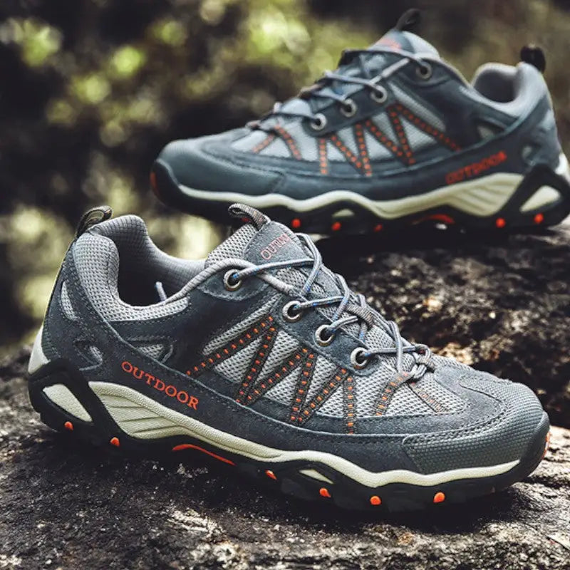 Chaussure de marche tout terrain