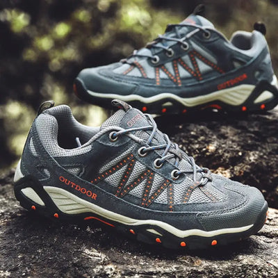 Chaussure de marche tout terrain