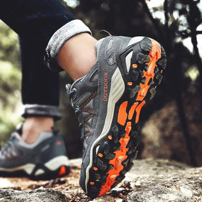 Chaussure de marche tout terrain