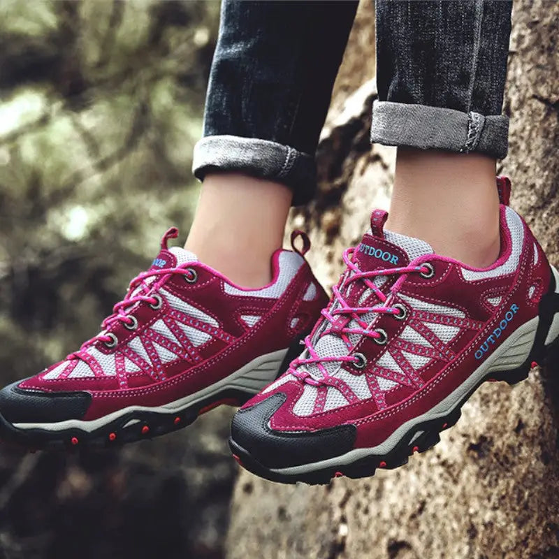 Chaussure de marche tout terrain