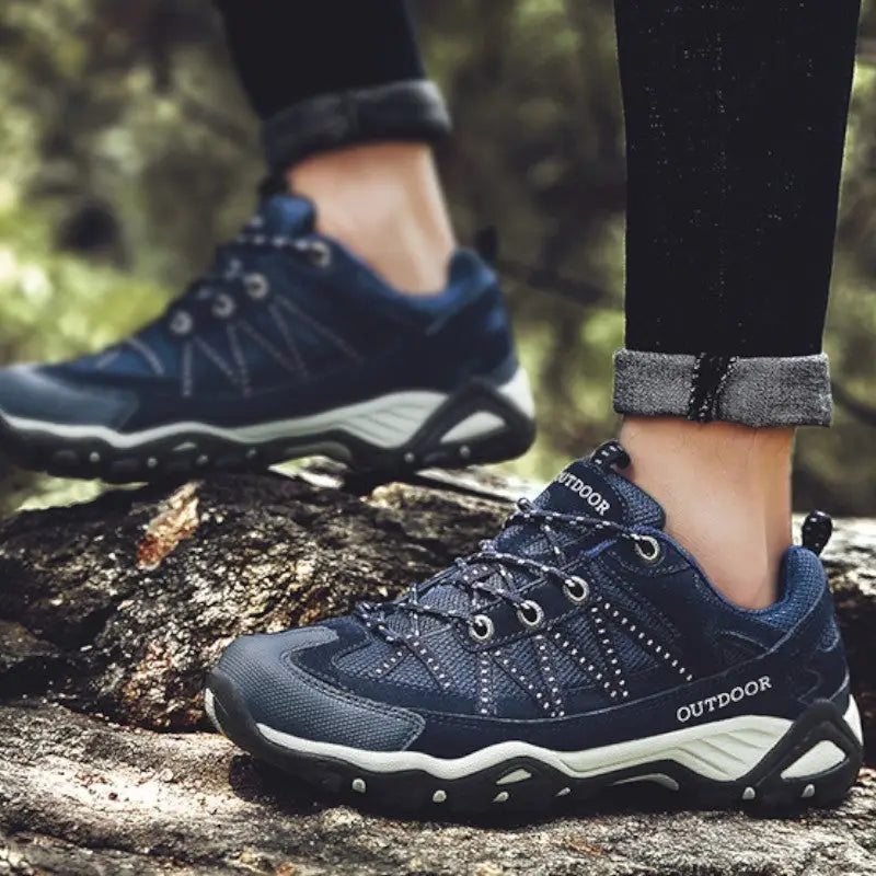 Chaussure de marche tout terrain