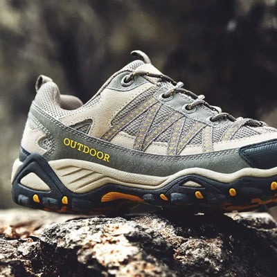 Chaussure de marche tout terrain