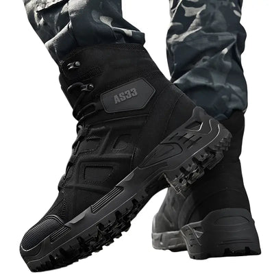Chaussure de randonnée militaire