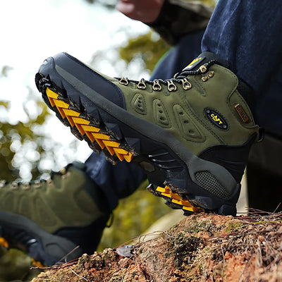 Chaussure de randonnée montante