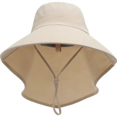 Female packable bush hat