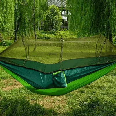 Hamac avec moustiquaire et tarp