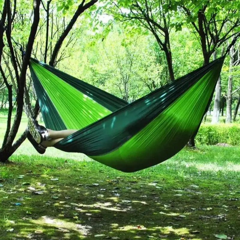 Hamac avec moustiquaire et tarp