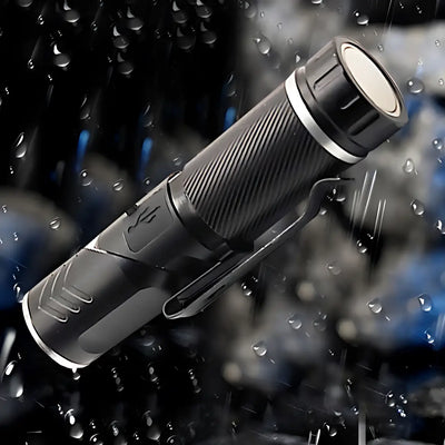 Lampe torche led aimantée