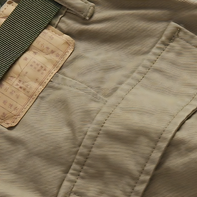 Men’s belted cargo shorts