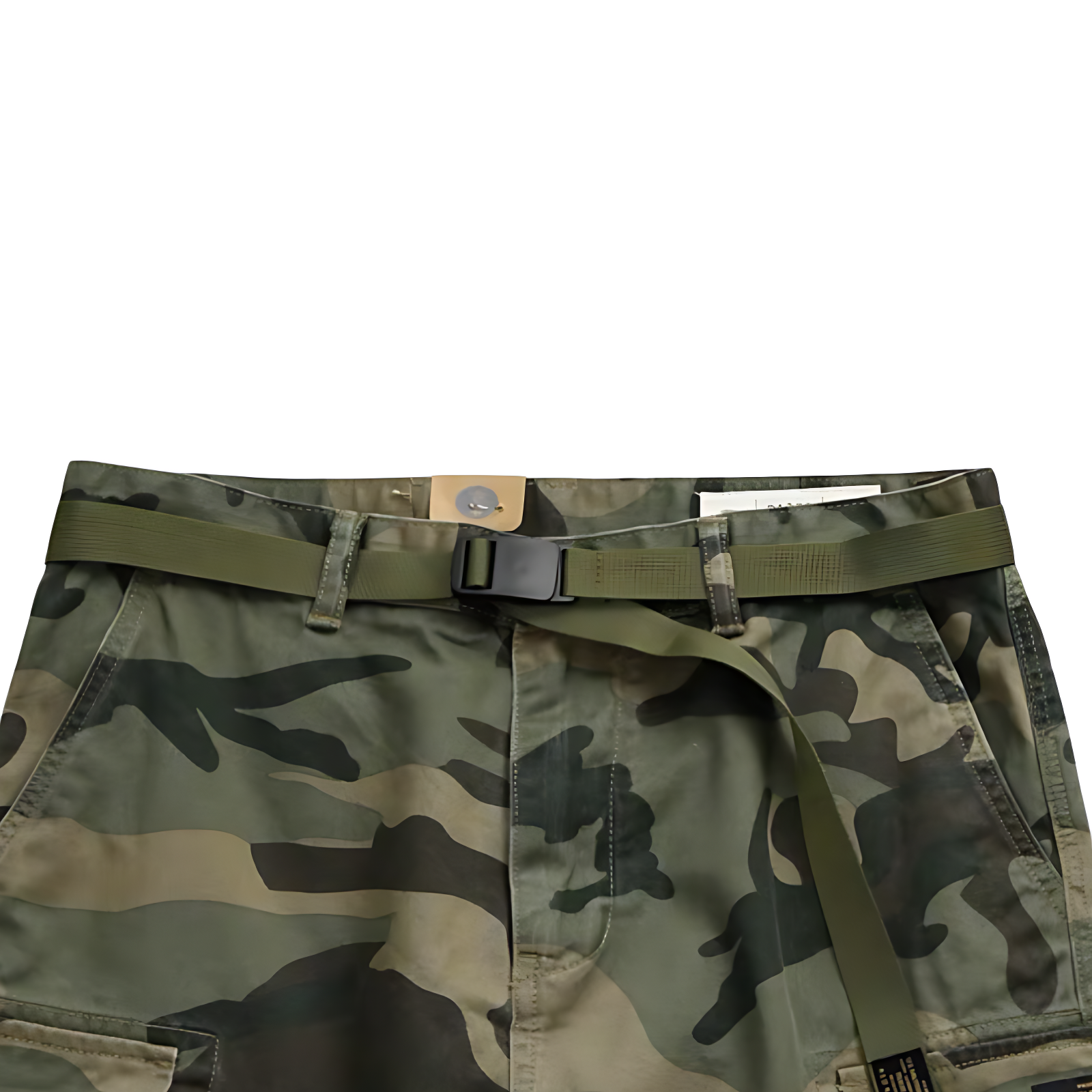 Men’s belted cargo shorts