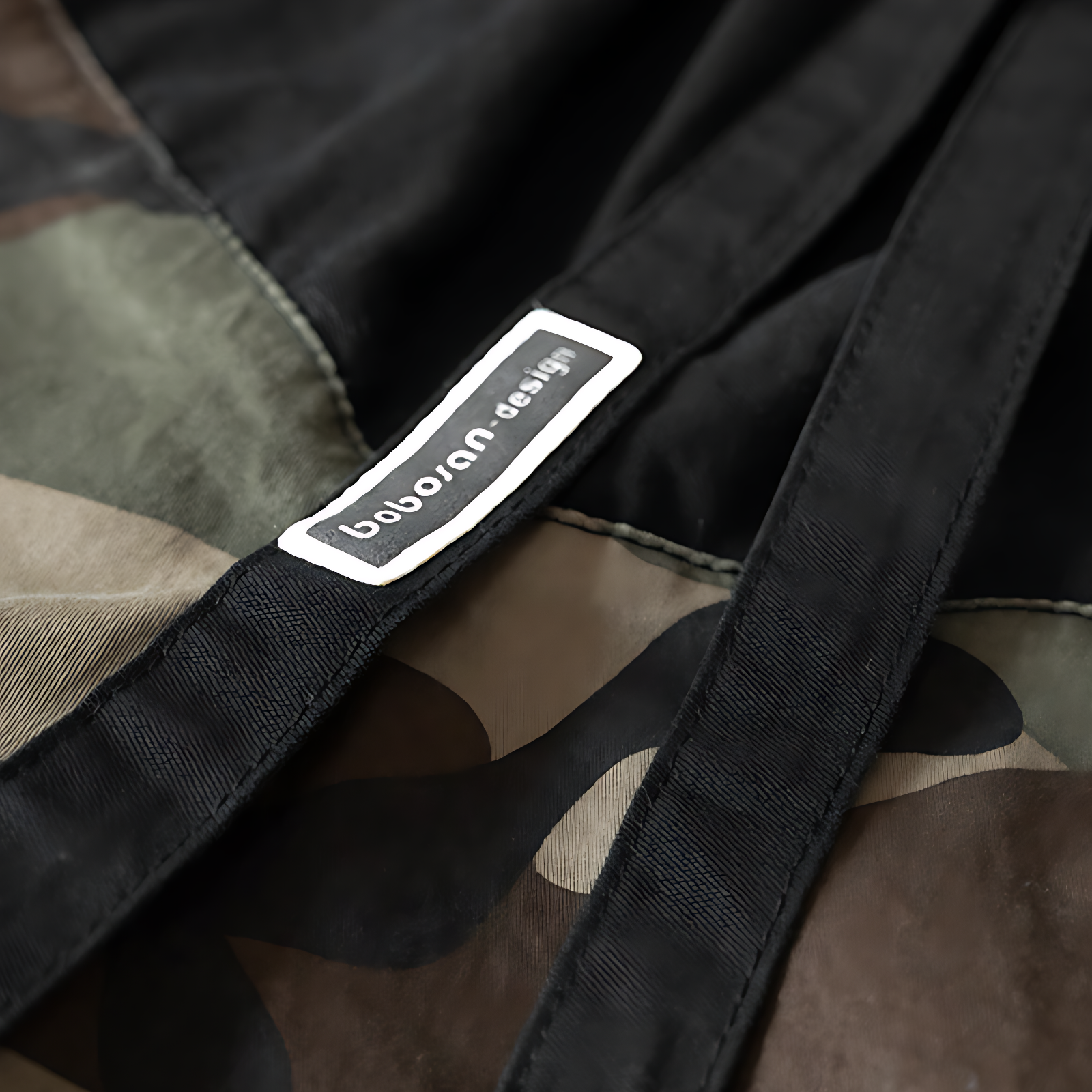 Men’s quick dry camo cargo shorts