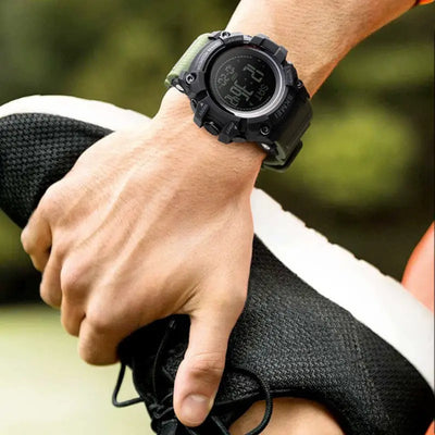 Montre homme sport militaire avec baromètre et boussole