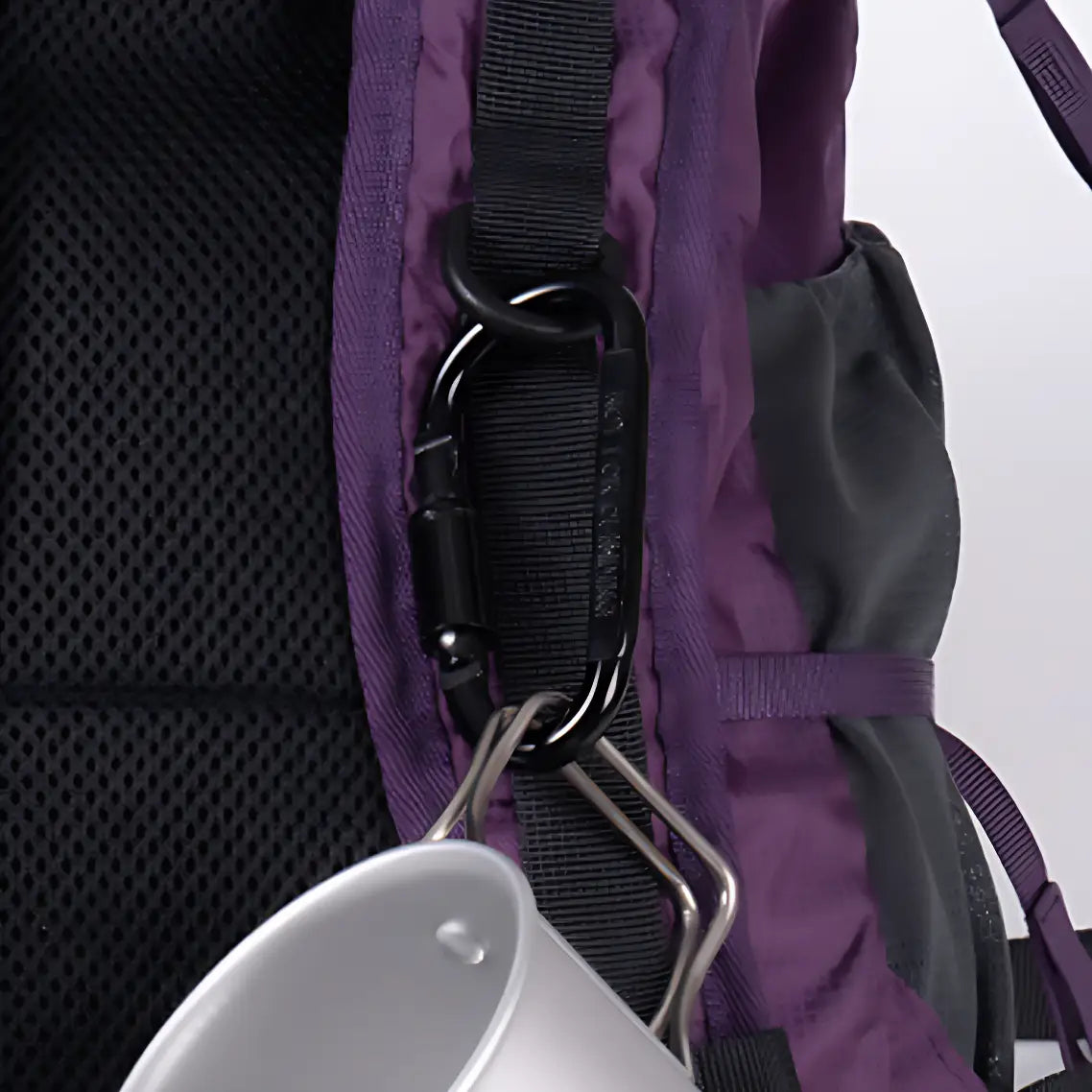 Sac à dos randonnée gris