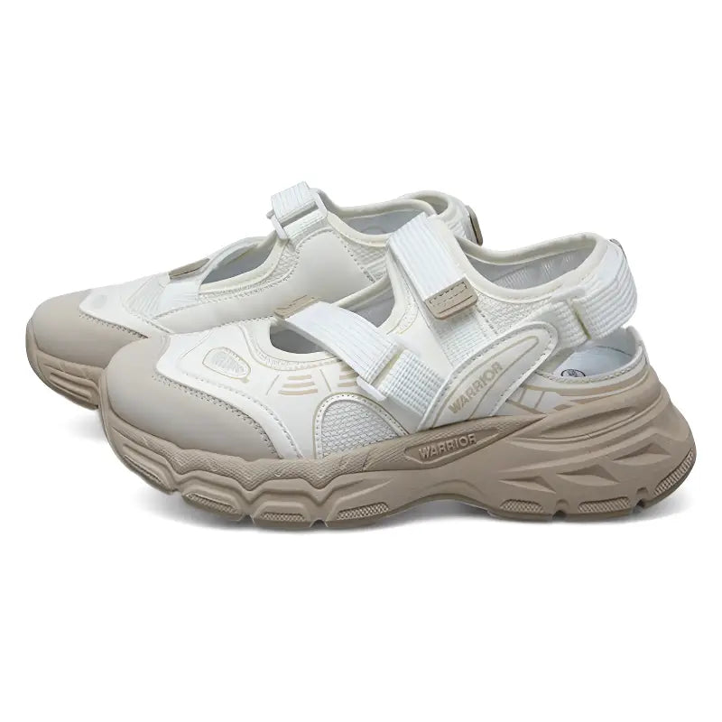 Sandales fermées randonnée femme