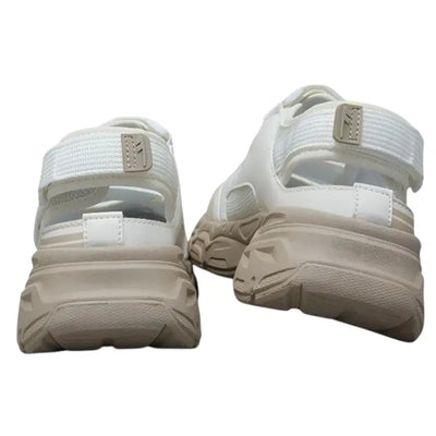 Sandales fermées randonnée femme