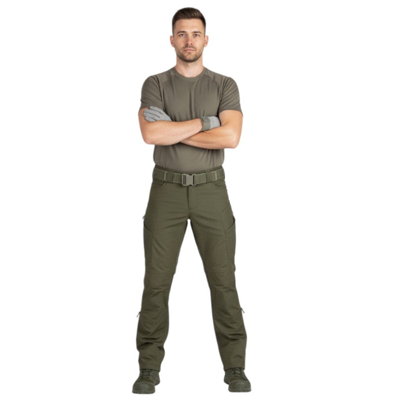 Tactical combat trousers with knee pads