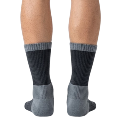 Lightweight waterproof socks