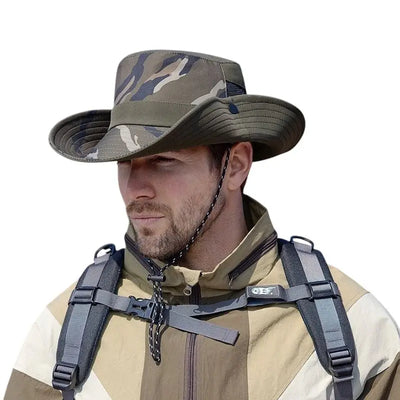 Chapeau randonnée avec aération latérale