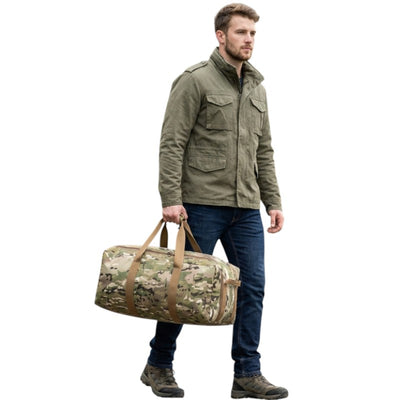Camo holdall bag