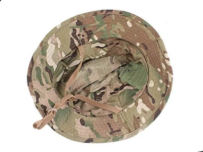 Short brim bush hat