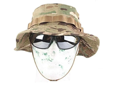 Short brim bush hat