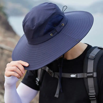 Unisex bush hat
