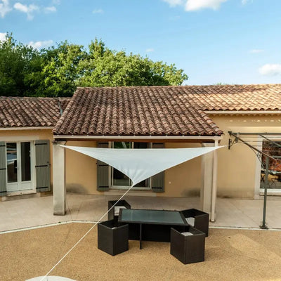 Voile d’ombrage triangulaire