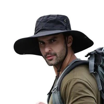 Wide brim bush hat